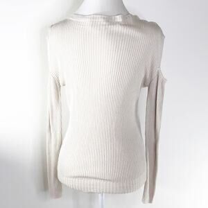 Feel The Piece Terre Jacobs Cold Shoulder Sweater M / L
